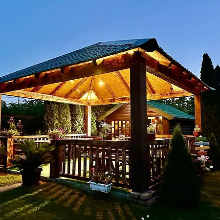 Wooden House - Imanje Terzic Prázdninový dům Podgorica
