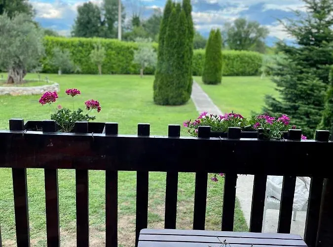 Wooden House - Imanje Terzic بودغوريتْسا