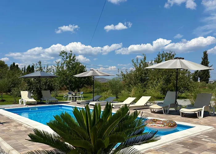 Wooden House - Imanje Terzic بيت للعطل بودغوريتْسا