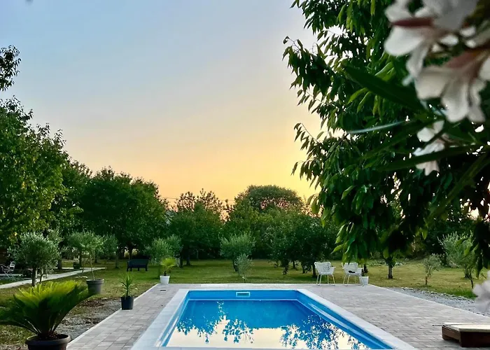 Wooden House - Imanje Terzic * بودغوريتْسا